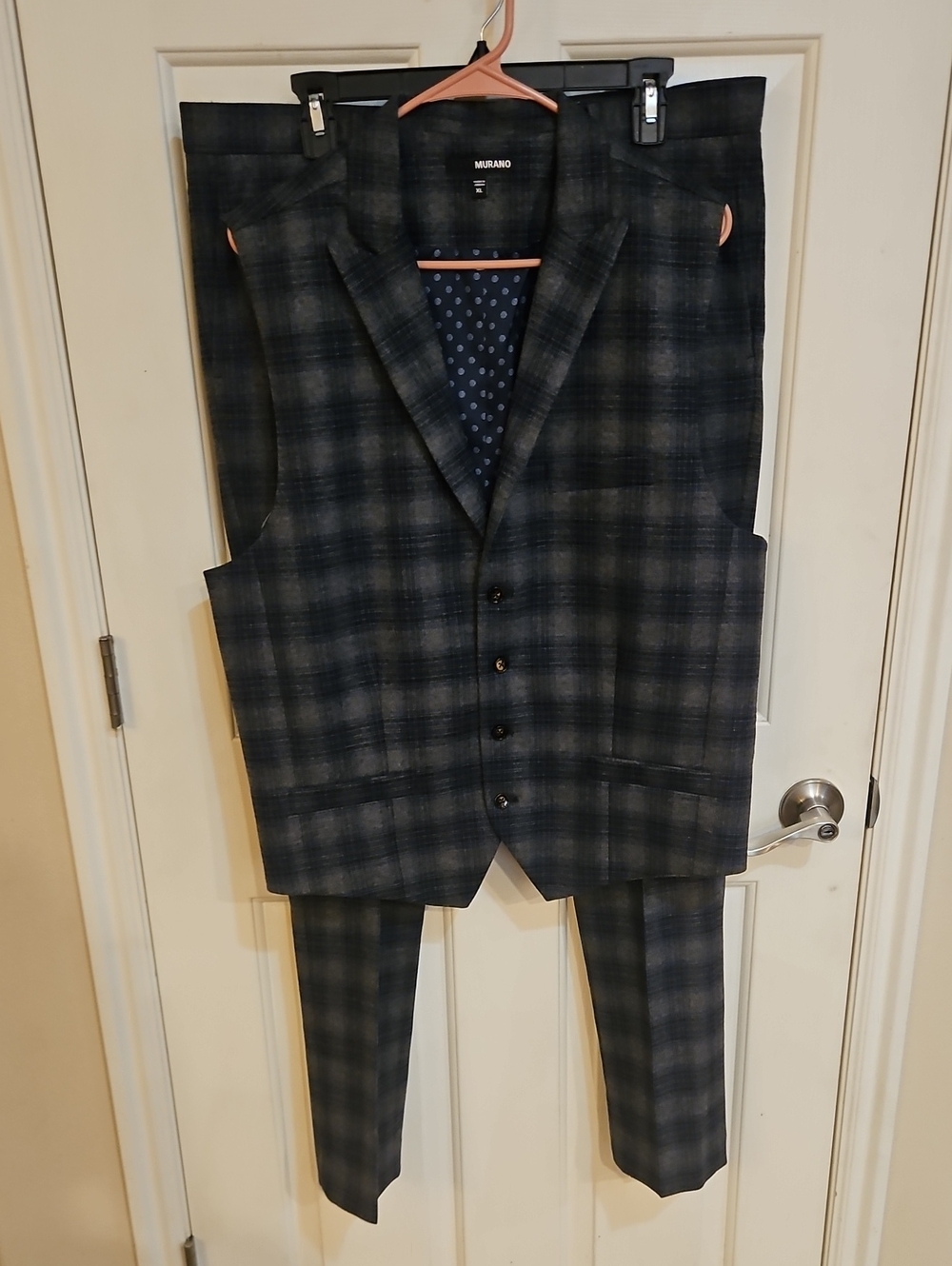 Milano Men's Dark Charcoal & Navy Plaid Two-Piece Suit
